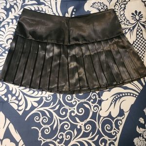 Juniors Leg Avenue black mini skirt
